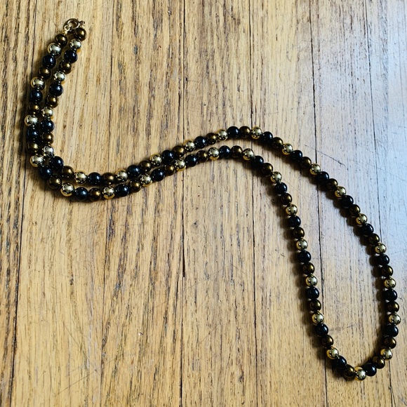 1980’s Tri Coloured Metal Ball Necklace😍 - Picture 4 of 7